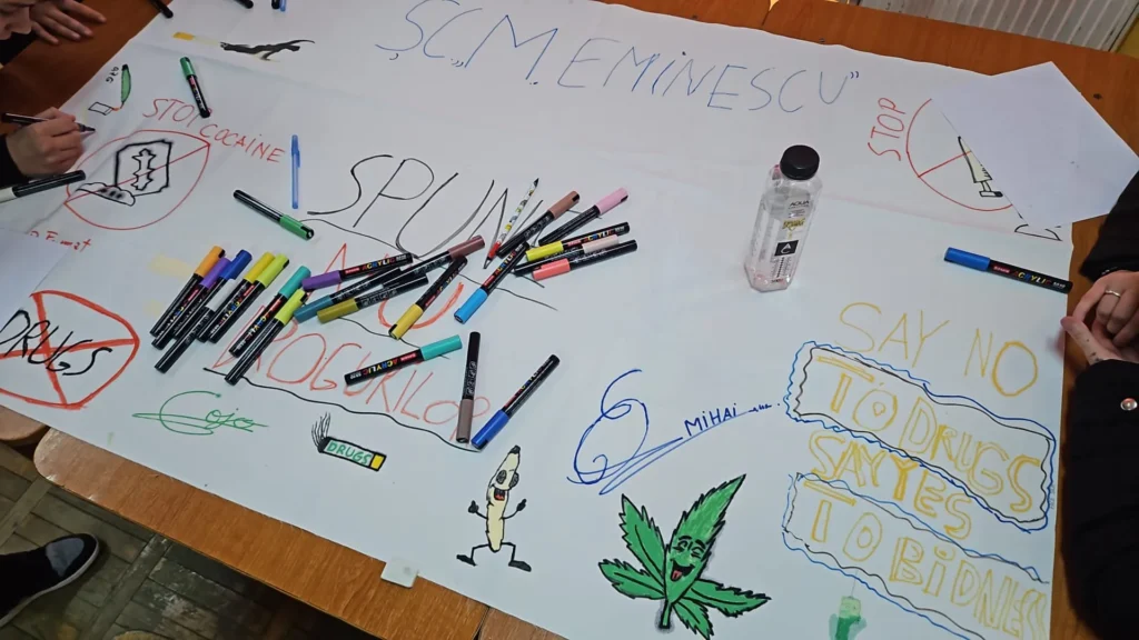 imagine instrumente de desen